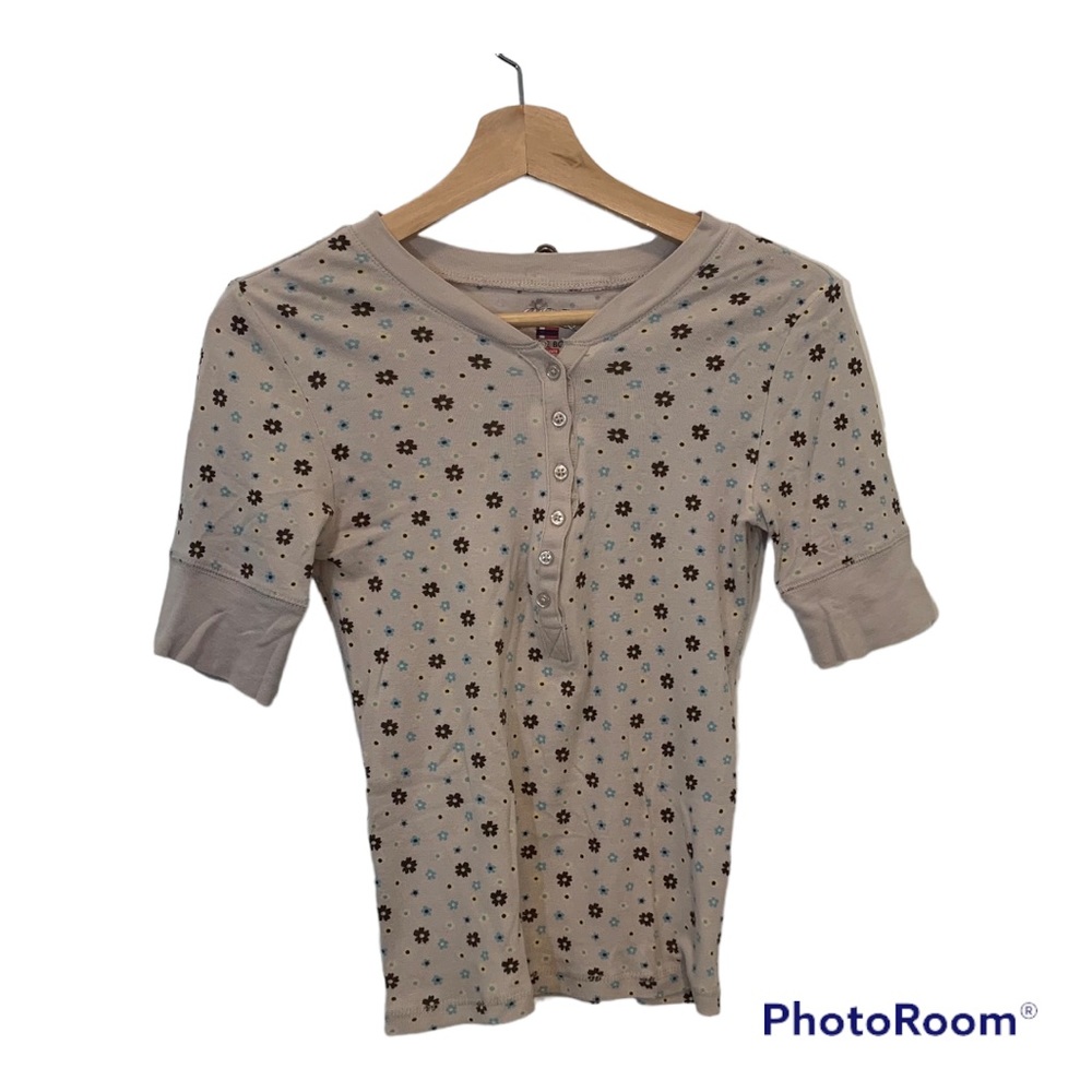 Bugle Boy Junior Girls 3/4 Button Up Top with Flowers